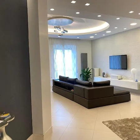 Oliver Luxury Apartamento *