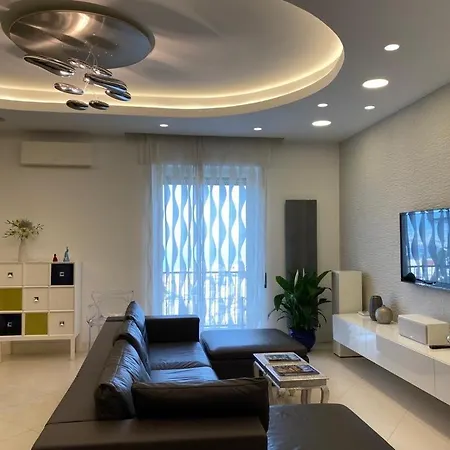 Oliver Luxury