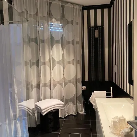 Oliver Luxury Nápoles