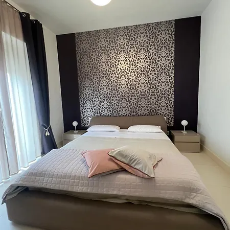 Oliver Luxury Апартаменты Неаполь